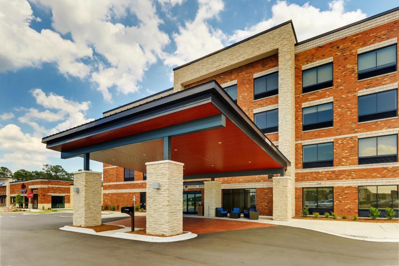 Holiday Inn Express - Wilmington - Porters Neck By Ihg Exterior foto