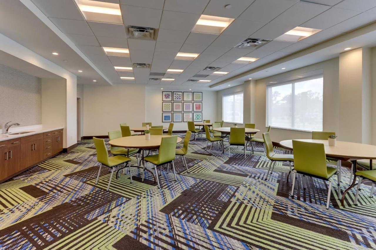 Holiday Inn Express - Wilmington - Porters Neck By Ihg Exterior foto