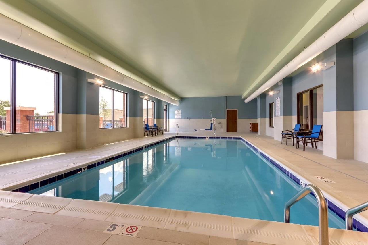 Holiday Inn Express - Wilmington - Porters Neck By Ihg Exterior foto