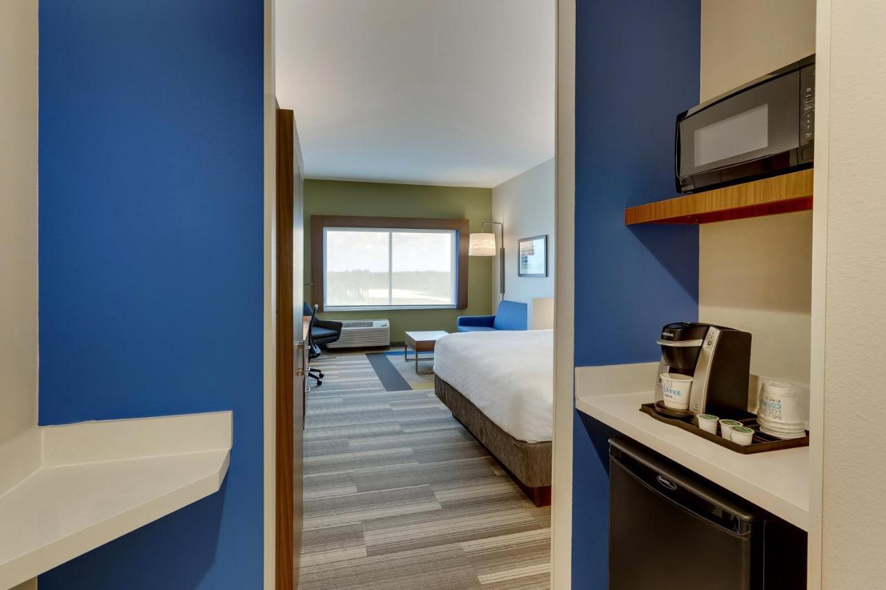 Holiday Inn Express - Wilmington - Porters Neck By Ihg Exterior foto