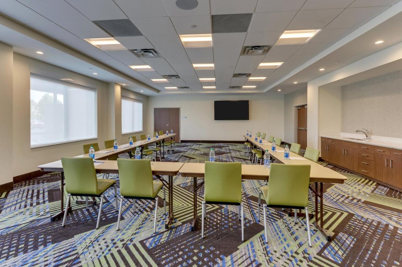 Holiday Inn Express - Wilmington - Porters Neck By Ihg Exterior foto